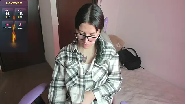 hitomi arata online show from 02/01/25, 02:56