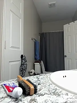 Snapshot of SexyHoneyRedd chatting on 02/28/25, 11:25 SexyHoneyRedd online show from 02/28/25, 11:25