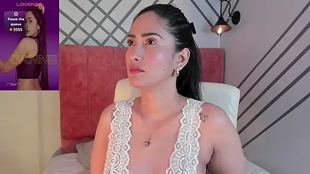 Snapshot of Janne_lee chatting on 01/23/25, 07:18 Janne lee online show from 01/23/25, 07:18