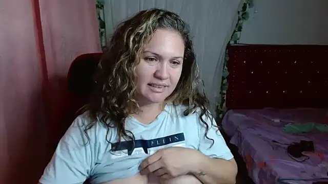 helenca43 online show from 11/19/25, 09:53