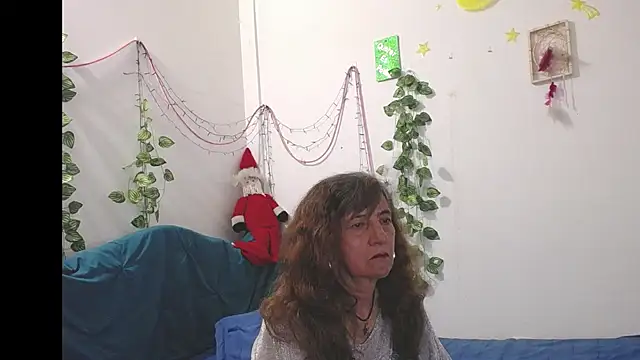 DominaLeona online show from 11/18/25, 09:19