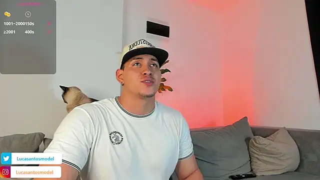 Snapshot of lucasanto_ chatting on 12/18/24, 04:09 lucasanto online show from 12/18/24, 04:09