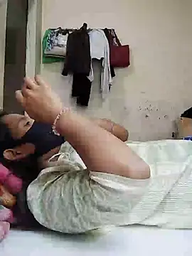 riya190 online show from 02/06/25, 05:09