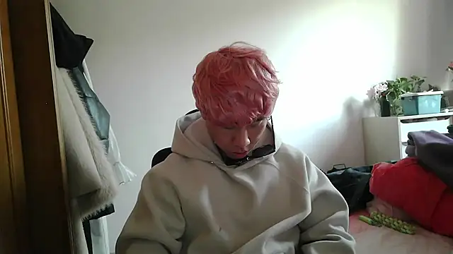 shuai321 online show from 03/19/25, 09:49