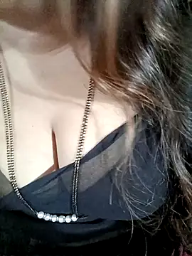 Beautyy38 online show from 11/17/25, 03:23