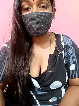 Snapshot of Renuma chatting on 01/08/25, 03:08 Renuma online show from 01/08/25, 03:08