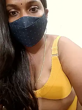 Snapshot of Renuma chatting on 02/10/25, 08:21 Renuma online show from 02/10/25, 08:21