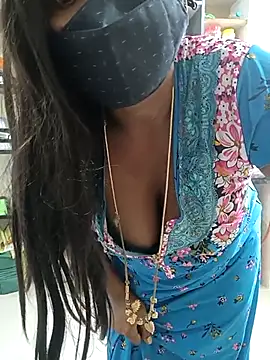 Snapshot of Renuma chatting on 02/15/25, 06:12 Renuma online show from 02/15/25, 06:12