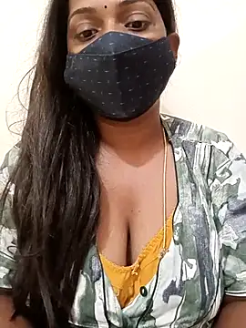 Snapshot of Renuma chatting on 02/17/25, 03:58 Renuma online show from 02/17/25, 03:58