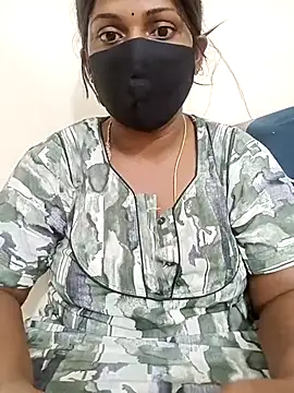 Snapshot of Renuma chatting on 02/20/25, 07:19 Renuma online show from 02/20/25, 07:19