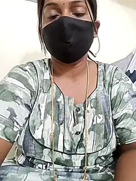 Snapshot of Renuma chatting on 02/21/25, 06:15 Renuma online show from 02/21/25, 06:15