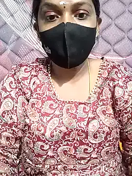 Snapshot of Renuma chatting on 09/13/25, 12:16 Renuma online show from 09/13/25, 12:16