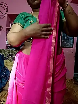 Snapshot of Renuma chatting on 09/25/25, 02:37 Renuma online show from 09/25/25, 02:37