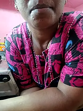 Snapshot of Renuma chatting on 10/04/25, 06:44 Renuma online show from 10/04/25, 06:44