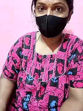 Snapshot of Renuma chatting on 10/16/25, 06:20 Renuma online show from 10/16/25, 06:20