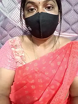 Snapshot of Renuma chatting on 01/19/26, 03:21 Renuma online show from 01/19/26, 03:21