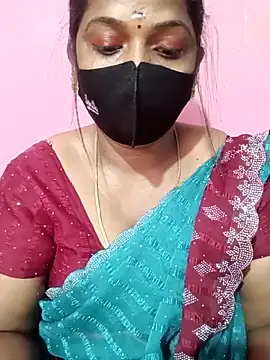 Snapshot of Renuma chatting on 03/27/26, 03:23 Renuma online show from 03/27/26, 03:23