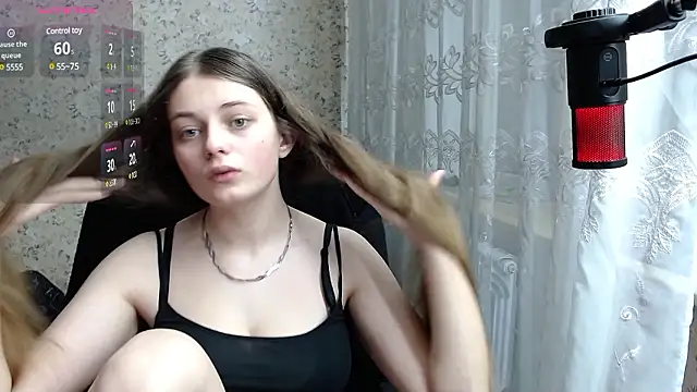 Nana Hot online show from 12/04/24, 03:43