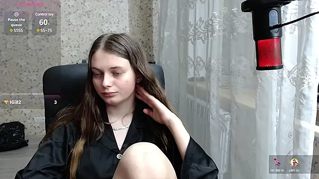 Nana Hot online show from 12/14/24, 07:46