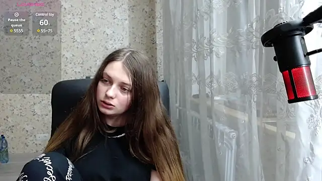 Nana Hot online show from 01/04/25, 04:22