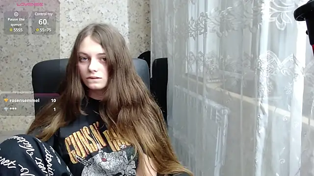 Nana Hot online show from 01/11/25, 04:25