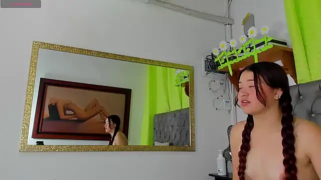 Snapshot of any_rox chatting on 02/26/25, 03:52 any rox online show from 02/26/25, 03:52