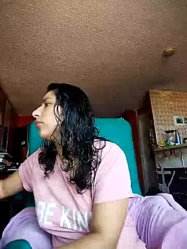 Im Alma  online show from 04/22/26, 01:12