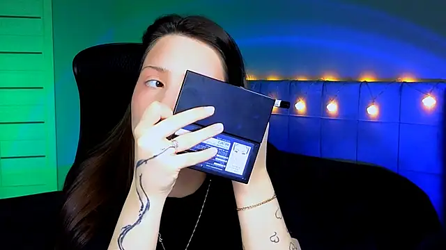 Snapshot of Stacy_Gonzales_ chatting on 12/05/24, 06:21 Stacy Gonzales online show from 12/05/24, 06:21