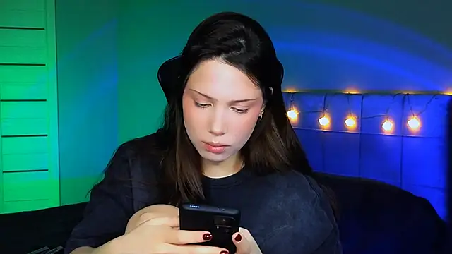 Snapshot of Stacy_Gonzales_ chatting on 12/10/24, 06:22 Stacy Gonzales online show from 12/10/24, 06:22