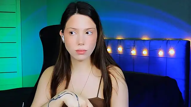 Snapshot of Stacy_Gonzales_ chatting on 12/11/24, 06:25 Stacy Gonzales online show from 12/11/24, 06:25