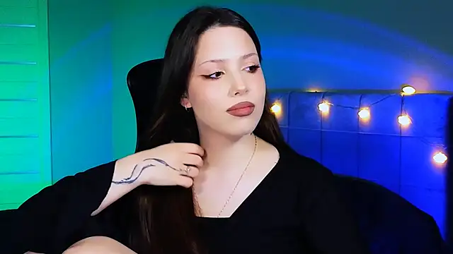 Snapshot of Stacy_Gonzales_ chatting on 02/18/25, 09:32 Stacy Gonzales online show from 02/18/25, 09:32