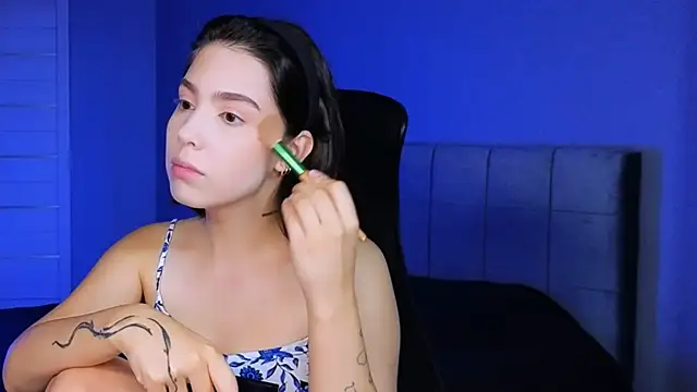 Snapshot of Stacy_Gonzales_ chatting on 09/18/25, 06:04 Stacy Gonzales online show from 09/18/25, 06:04