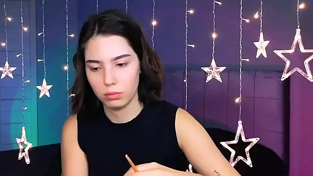 Snapshot of Stacy_Gonzales_ chatting on 10/05/25, 06:23 Stacy Gonzales online show from 10/05/25, 06:23