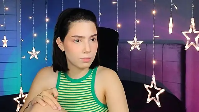 Snapshot of Stacy_Gonzales_ chatting on 10/12/25, 10:25 Stacy Gonzales online show from 10/12/25, 10:25