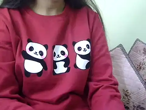 Snapshot of WildRuhi20 chatting on 01/03/25, 04:11 WildRuhi20 online show from 01/03/25, 04:11