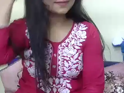 Snapshot of WildRuhi20 chatting on 01/09/25, 03:26 WildRuhi20 online show from 01/09/25, 03:26