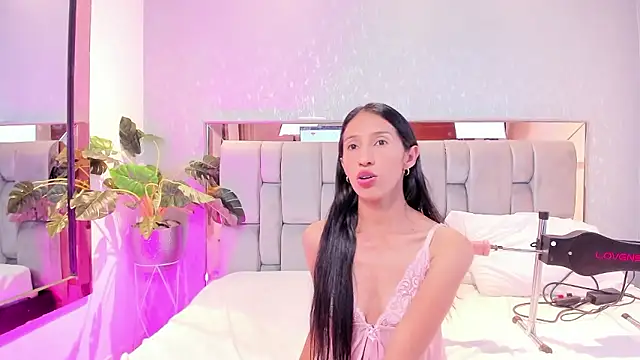 Snapshot of RoseTaylor__ chatting on 01/09/26, 05:43 RoseTaylor online show from 01/09/26, 05:43