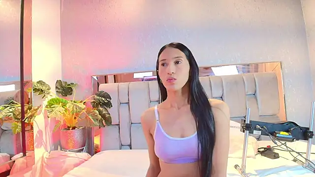 Snapshot of RoseTaylor__ chatting on 02/13/26, 05:03 RoseTaylor online show from 02/13/26, 05:03