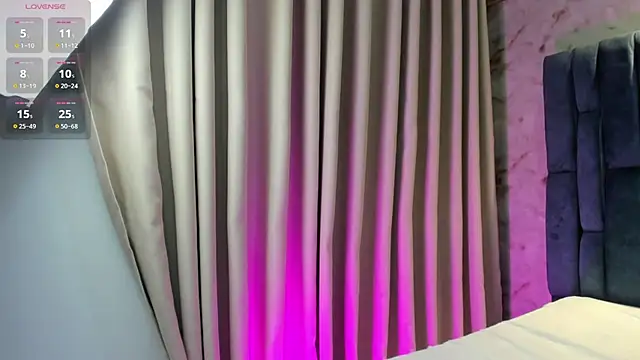 RoseTaylor   online show from 04/23/26, 12:23