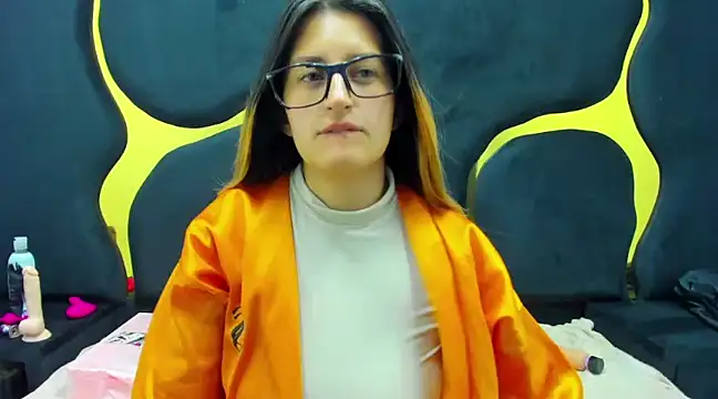 GiaRoussel online show from 02/12/25, 07:35