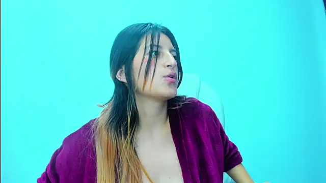 GiaRoussel online show from 03/19/25, 04:55