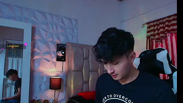 santyago taylor online show from 01/24/25, 08:00