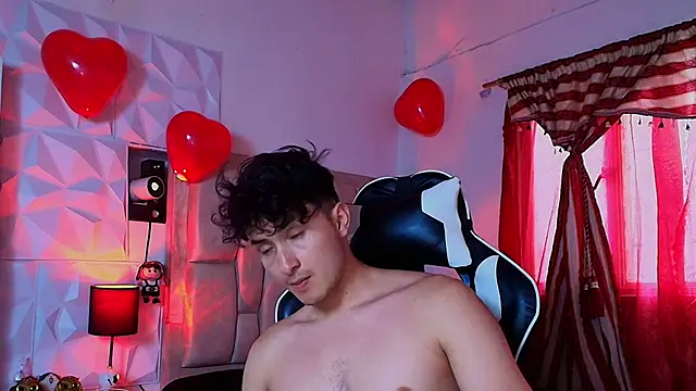 santyago taylor online show from 02/19/25, 10:09