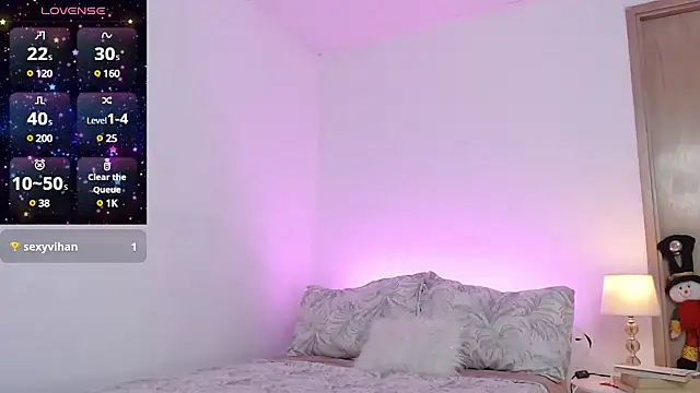 Snapshot of Mailywindsor chatting on 12/16/24, 04:16 Mailywindsor online show from 12/16/24, 04:16