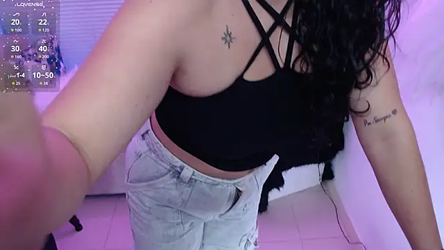 Snapshot of Mailywindsor chatting on 10/18/25, 07:36 Mailywindsor online show from 10/18/25, 07:36