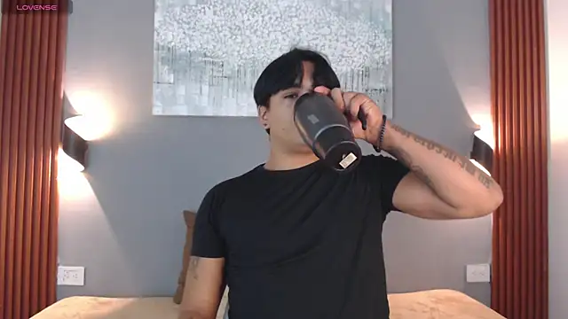 LuciferM Star online show from 04/25/26, 07:44