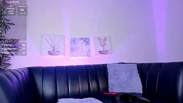 Snapshot of aisha_sakina chatting on 02/01/25, 01:44 aisha sakina online show from 02/01/25, 01:44