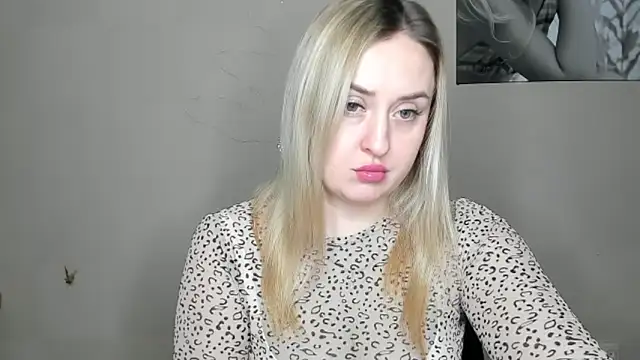 Snapshot of KennaJamess8 chatting on 01/15/25, 05:58 KennaJamess8 online show from 01/15/25, 05:58