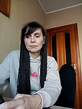 Francenia lolis online show from 02/27/25, 08:28