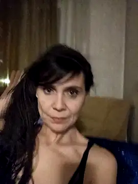 Francenia lolis online show from 03/12/25, 07:38